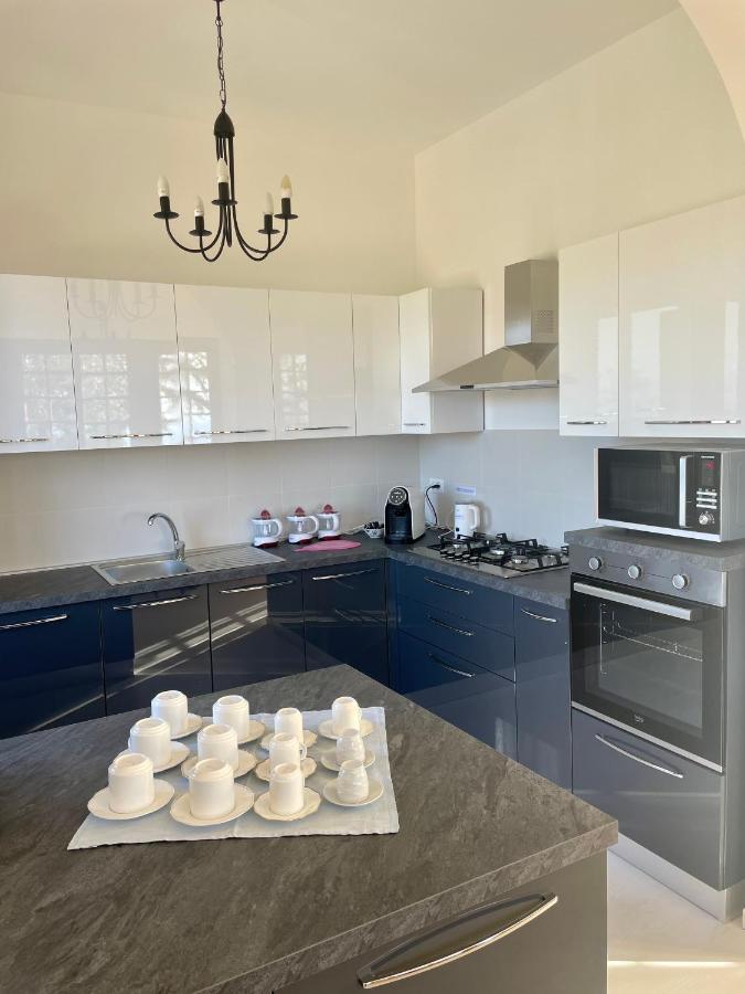 Villa Gaia - Luxury Villa, Pool & Wellness Rooms Bordighera Exterior photo