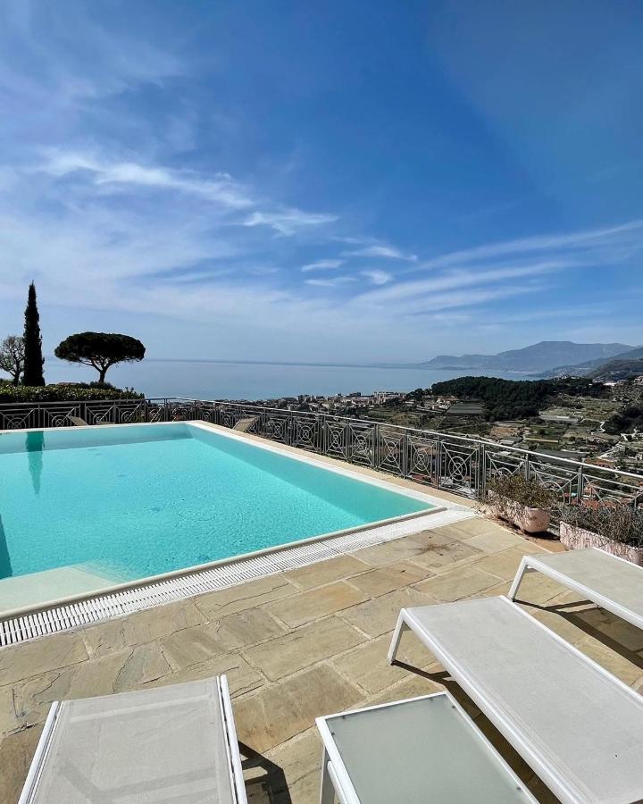 Villa Gaia - Luxury Villa, Pool & Wellness Rooms Bordighera Exterior photo