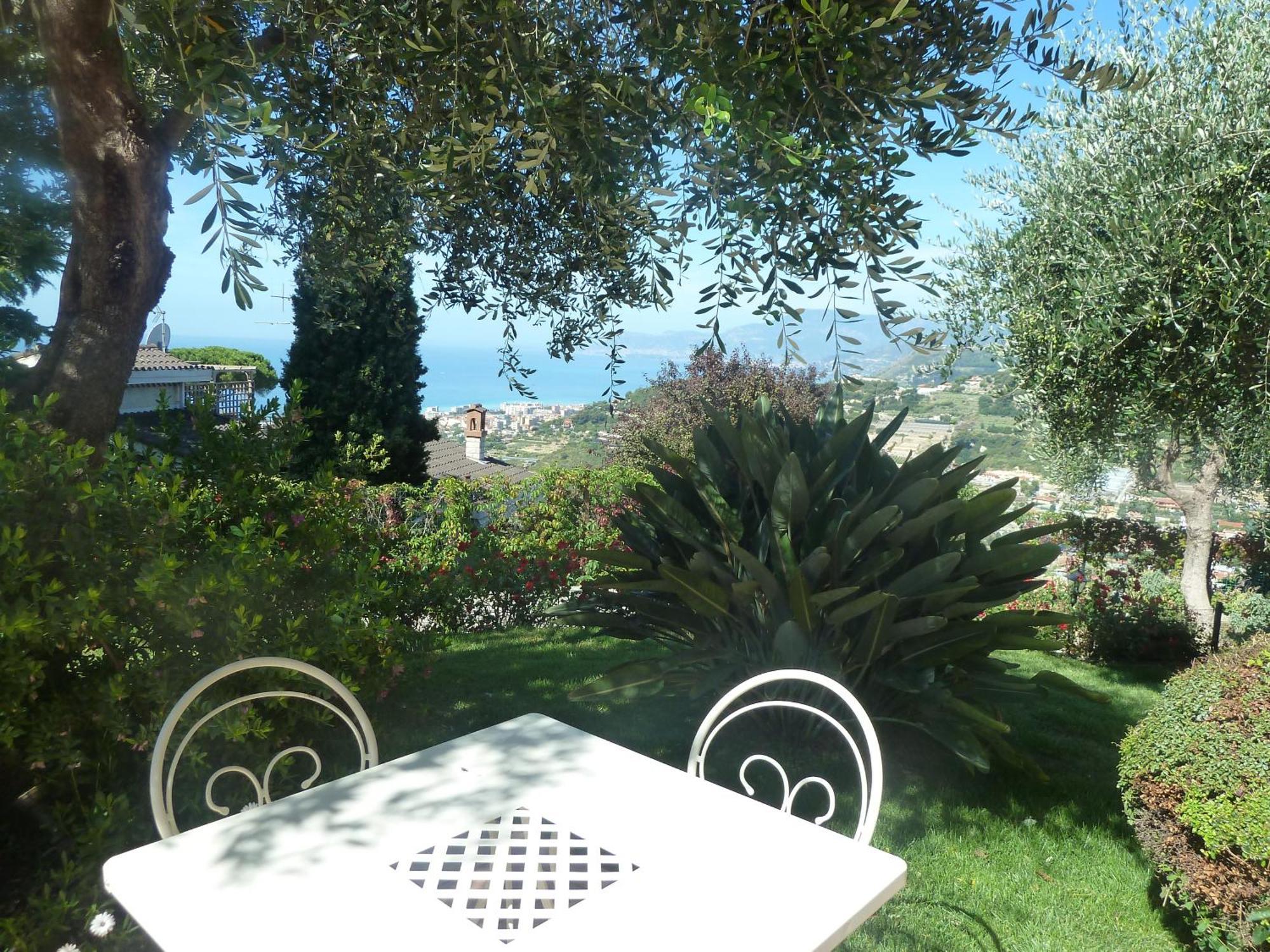 Villa Gaia - Luxury Villa, Pool & Wellness Rooms Bordighera Exterior photo
