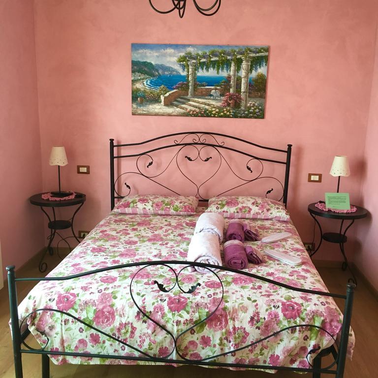 Villa Gaia - Luxury Villa, Pool & Wellness Rooms Bordighera Exterior photo